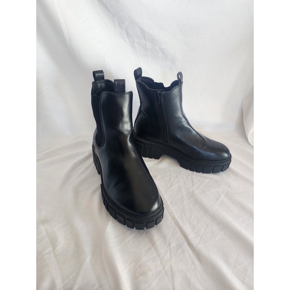 Madden NYC Black Platform Lug Sole Chelsea Boots Ankle Zip Up WMMN43AM613 Size 8